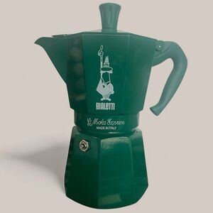 Starbucks × Bialetti Italy Limited Edition 2025 Moka Coffee Pot
130ml 4.4oz